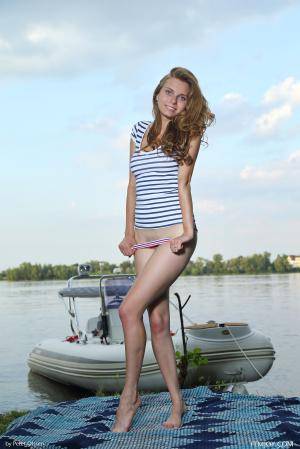 Original 3334 px/ 5000 px