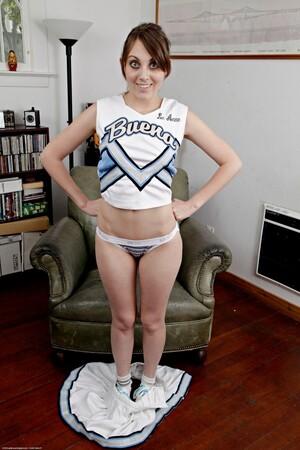 Original 682 px/ 1024 px