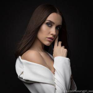 Original 2000 px/ 2000 px