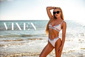 Original 2999 px/ 2000 px