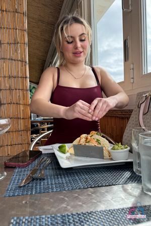 Original 2000 px/ 3000 px