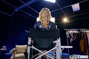 Original 2999 px/ 2000 px