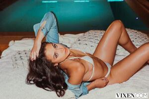 Original 3000 px/ 2000 px