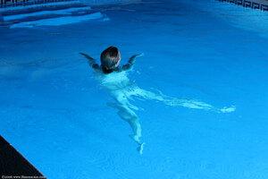 Original 1648 px/ 1098 px