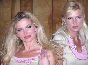 Original 1000 px/ 748 px