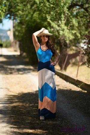 Original 683 px/ 1024 px