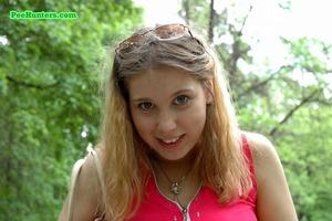 Original 700 px/ 466 px