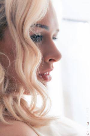 Original 854 px/ 1280 px