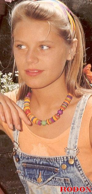 Original 569 px/ 1200 px