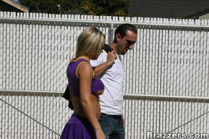 Original 900 px/ 600 px