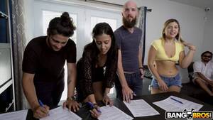 Original 1600 px/ 900 px