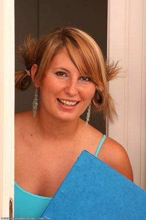 Original 682 px/ 1024 px