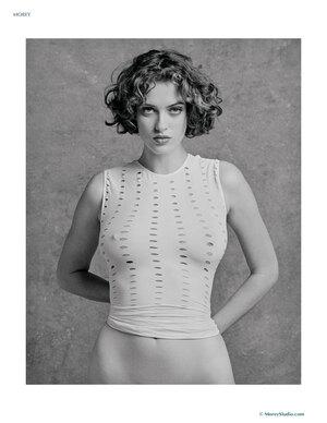 Original 2318 px/ 3000 px