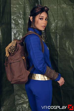 #VRCosplayX XxLayna Marie - Fallout: Lucy A XXX Parody 31 images set