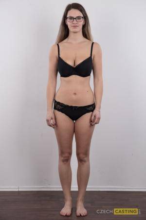 Original 533 px/ 800 px