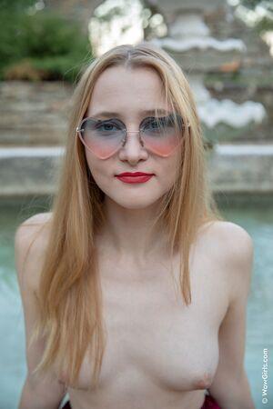 Original 2688 px/ 4032 px