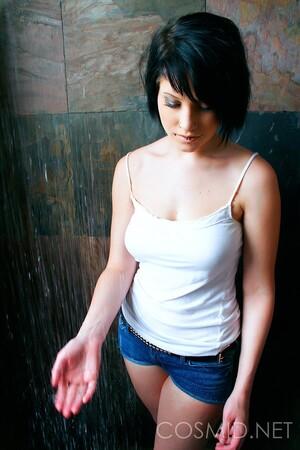 Original 1067 px/ 1600 px