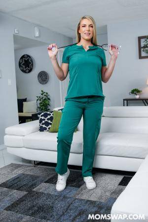 #MomSwap Joslyn Jane, Kate Dee - Naughty Nurses Swap