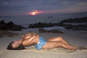 Original 4500 px/ 3000 px