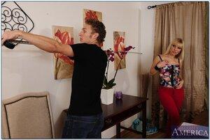 Original 850 px/ 570 px