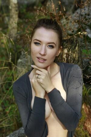 Original 1280 px/ 1920 px