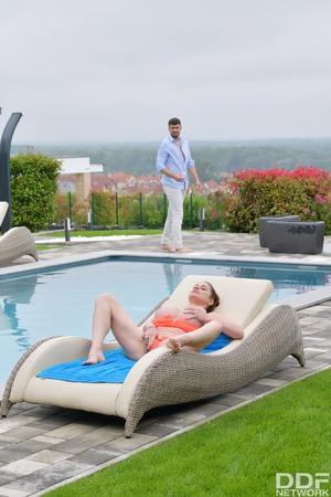 Original 2667 px/ 4000 px