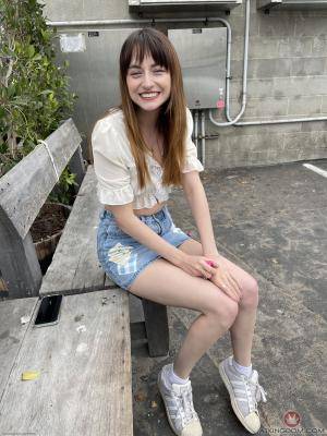 Original 2250 px/ 3000 px