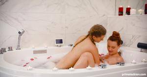 Original 5000 px/ 2637 px