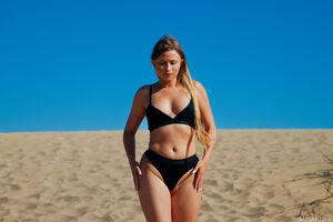 Original 5000 px/ 3333 px