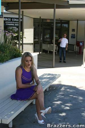 Original 600 px/ 900 px