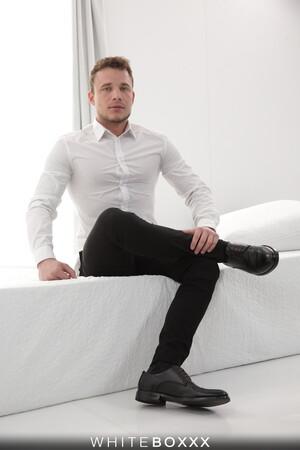 Original 2560 px/ 3840 px