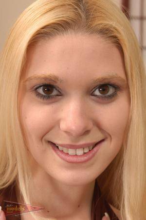 Original 711 px/ 1069 px