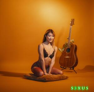 Original 3000 px/ 2951 px