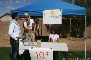 Original 900 px/ 600 px