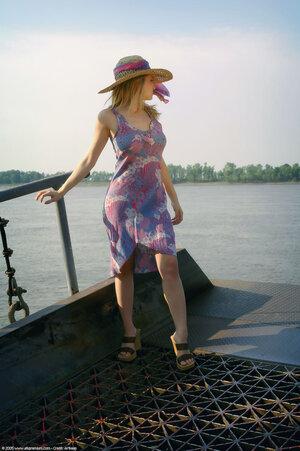 Original 1021 px/ 1536 px