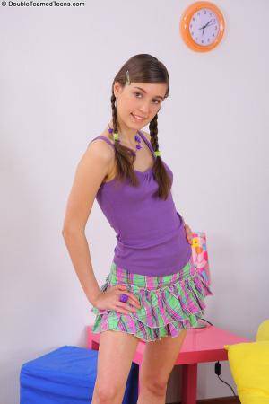 Original 853 px/ 1280 px