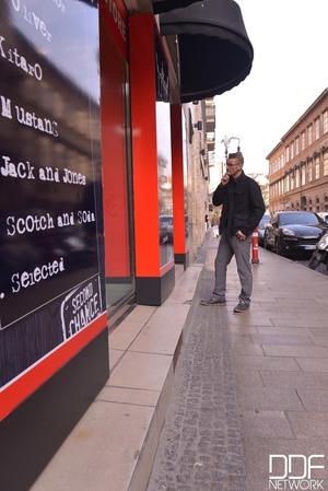 Original 1335 px/ 2000 px