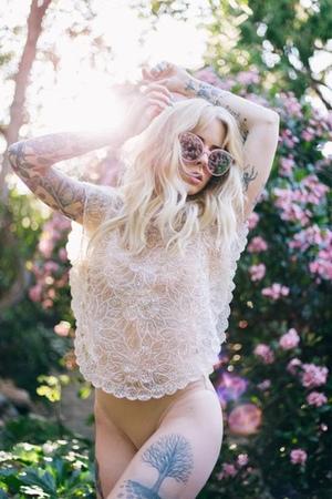 Original 403 px/ 604 px