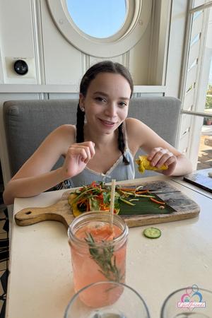 Original 2000 px/ 3000 px