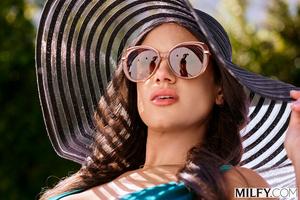 Original 2999 px/ 2000 px