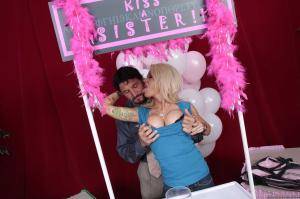 Original 2495 px/ 1663 px