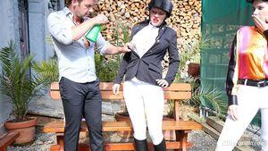 Original 1536 px/ 864 px