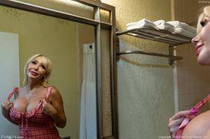 Original 3000 px/ 1997 px