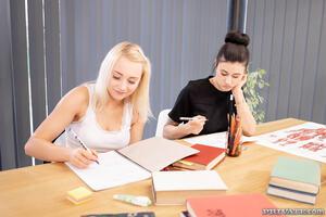 Original 1600 px/ 1067 px