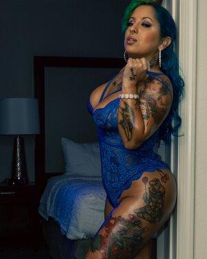 Original 1638 px/ 2048 px