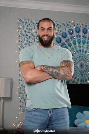 Original 2561 px/ 3840 px