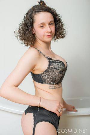 Original 855 px/ 1280 px