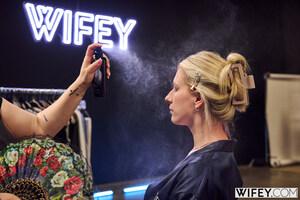 Original 2999 px/ 2000 px