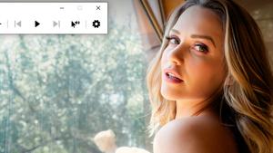 Original 1366 px/ 768 px