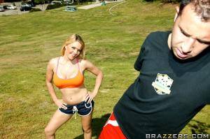 Original 900 px/ 599 px